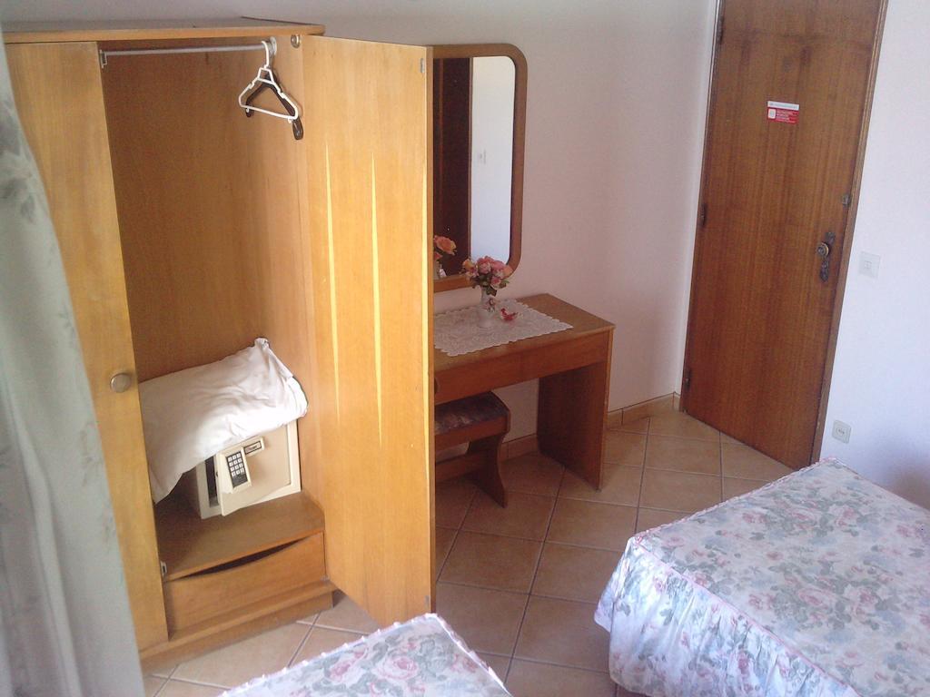 Residencial Nosso Paraiso Quarteira Chambre photo